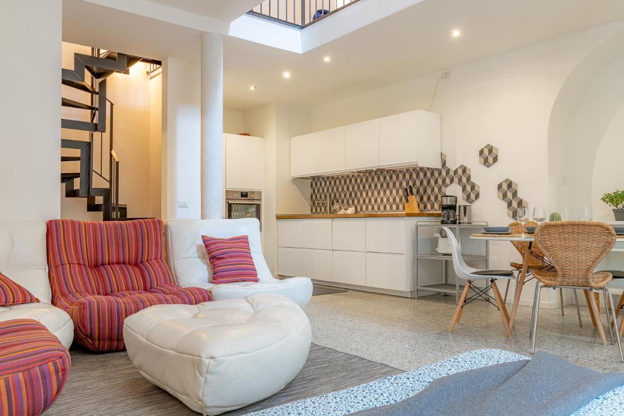 דירות טורנו Moderno Loft A Due Passi Dal Lago מראה חיצוני תמונה