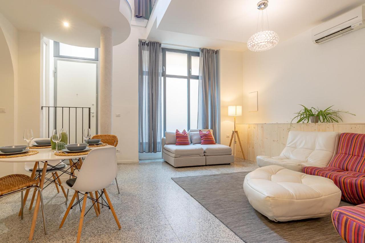 דירות טורנו Moderno Loft A Due Passi Dal Lago מראה חיצוני תמונה